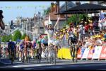 Mark Cavendish bejubelt seinen ersten Sieg bei der Tour de France 2010 (Foto: www.letour.fr)