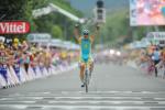 Alexandre Vinokourov gewinnt die 13. Etappe der Tour de France durch eine spte Attacke (Foto: www.letour.fr)