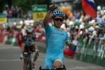 Alexey Lutsenko gewinnt in Bern vor Jan Bakelants die 8. Etappe der Tour de Suisse