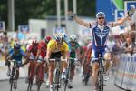Olaf Pollack sprintet vor Gerald Ciolek zum Sieg auf der 2. Etappe der Bayern-Rundfahrt (Foto: Veranstalter)