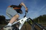  Mmliswil SO: 22j. Autolenker unter Alkoholeinflu mute offenbar jungem BMX-Lenker ausweichen (Symbolbild; Polizeimeldung: Kapo Solothurn) 
