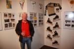 unser SwissAlpenRide Teilnehmer Georges Aeschlimann, ehemalige Eishockeygrsse, auch er ist hier im Sportmuseum Davos verewigt.