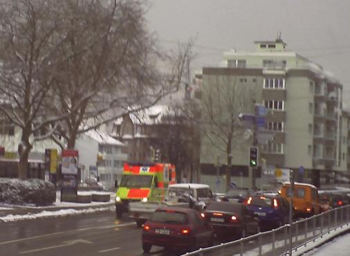  Die Verletzte mute ins Spital gebracht werden (Archivbild) 