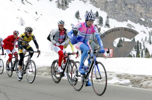 Giro del Trentino - Pietro Caucchioli und Stefano Garzelli am Passo Gardena   