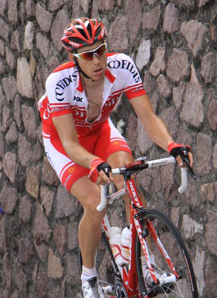Damien Monier gewinnt 17. Giro-Etappe aus groer Gruppe solo vor Danilo Hondo