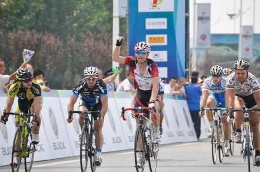 Aaron Kemps gewinnt den Massensprint, 3. Etappe Tour of China, Foto: www.bikeman.org