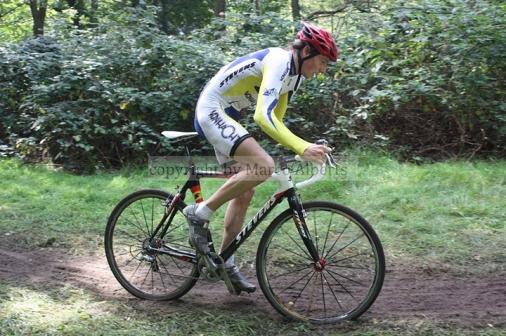 Heinrich Berger auf dem Crossrad