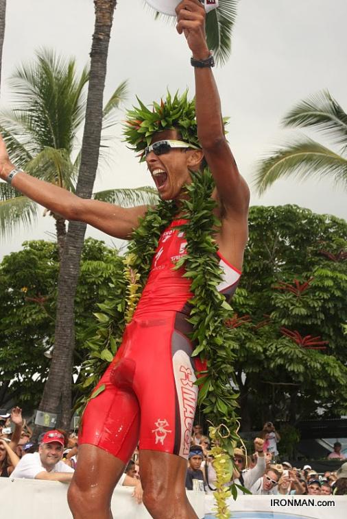 Chris McCormack gewinnt Ironman Hawaii 2010 nach packendem Duell mit Andreas Raelert (Foto: Ironman Hawaii)