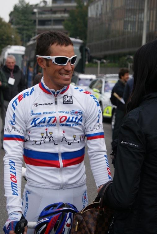 Giro di Lombardia - Alexandr Kolobnev gut gelaunt am Start in Mailand