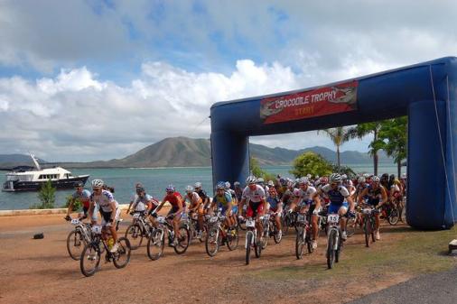 Start der vorletzten Etappe in Cooktown (Foto: R.Stanger/Veranstalter)