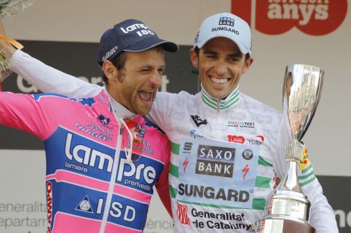 Aberto Contador gewinnt die Volta a Catalunya (links der zweitplazierte Michele Scarponi) - Dumoulin zum zweiten Mal Etappensieger