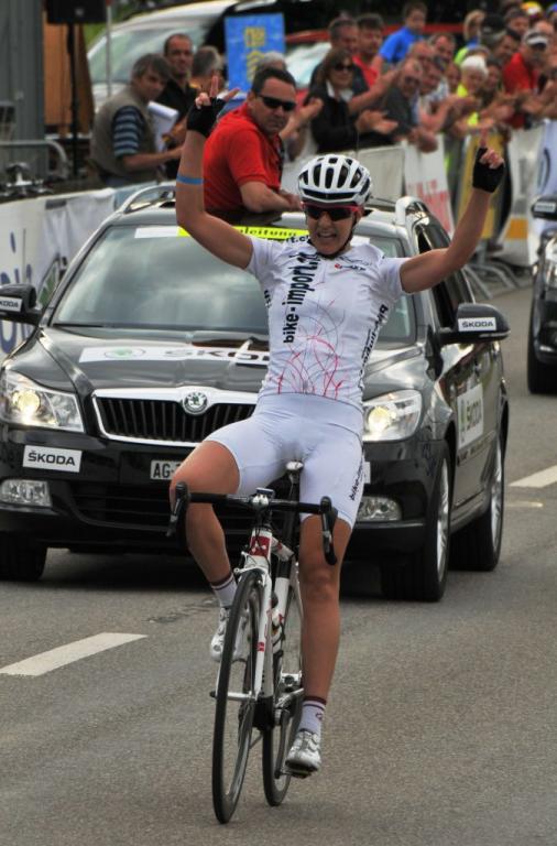 Pascale Schnider gewinnt die Schweizermeisterschaft 2011 (Foto: bike-import.ch)