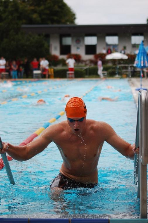 Vilstal Triathlon 2010 - Schwimmer (Quelle: Roland Hindl)