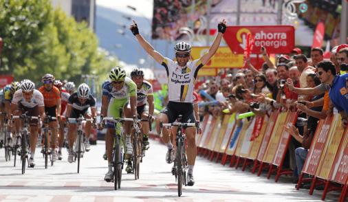 Der Schweizer Michael Albasini gewinnt die 13. Etappe der Vuelta a Espaa im Sprint einer groen Ausreiergruppe