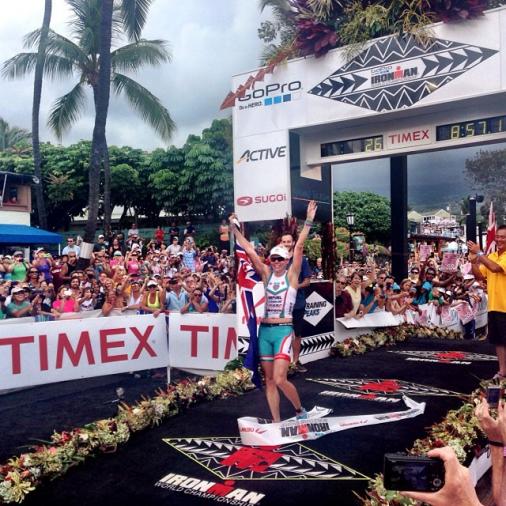 Mirinda Carfrae gewinnt in Rekordzeit den Ironman Hawaii 2013 (Foto: ScribbleLive / ironman.com)