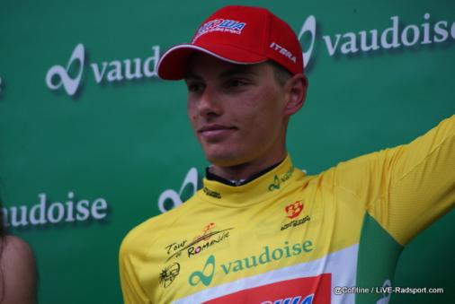 Simon Spilak bleibt Erster der Gesamtwertung und im Gelben Trikot