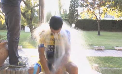 Ice Bucket Challenge: Alberto Contador (Foto: ruedalenticular.com)