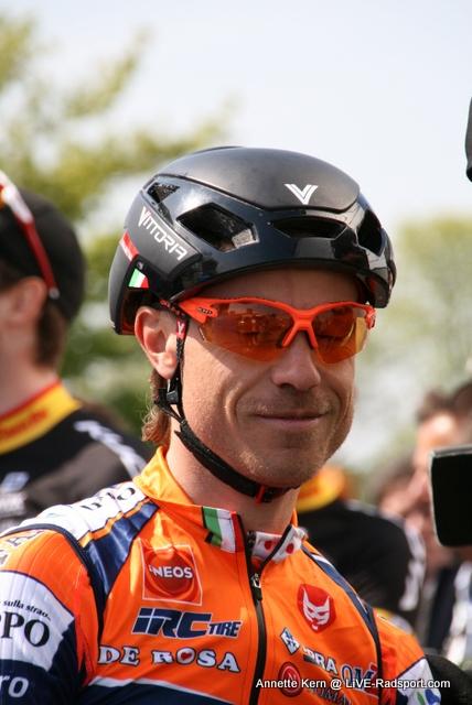 Damiano Cunego gut gelaunt vor dem Start