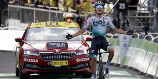 Lennard Kämna holt den ersten Etappensieg für Bora-Hansgrohe bei der Tour de France 2020 (Foto: twitter.com/BORAhansgrohe)