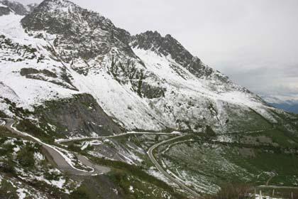 Die rasante Abfahrt vom Col de la Madeleine