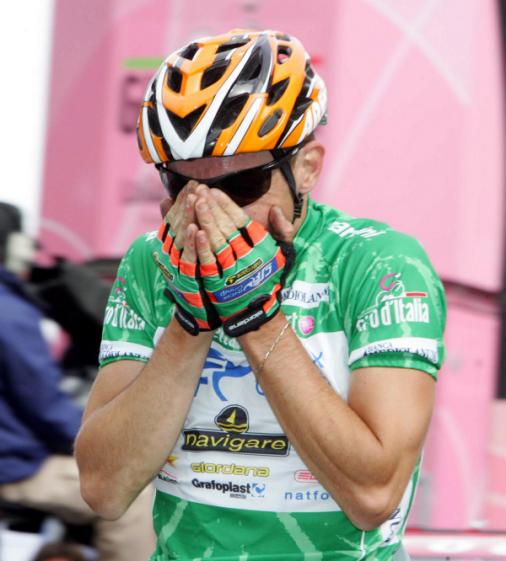 Emanuele Sella weint, 91. Giro d\' Italia 2008, 7. Etappe, Foto: Sabine Jacob
