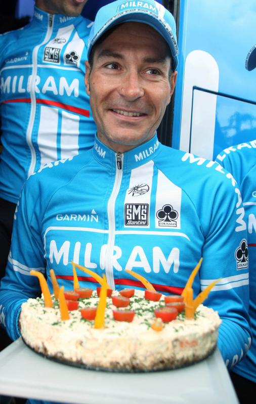 Erik Zabel mit Torte, Tour de France, Foto: Milram