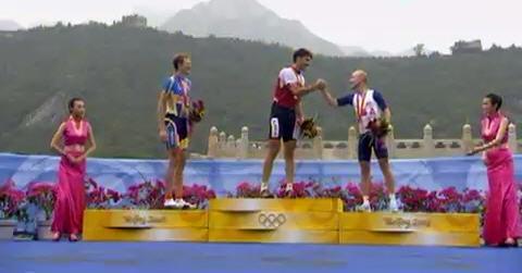 Larsson, Cancellara und Leipheimer stehen auf dem Podium des olympischen Zeitfahrens